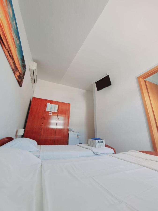 Guesthouse Varnica Kaštel Lukšić Exterior foto