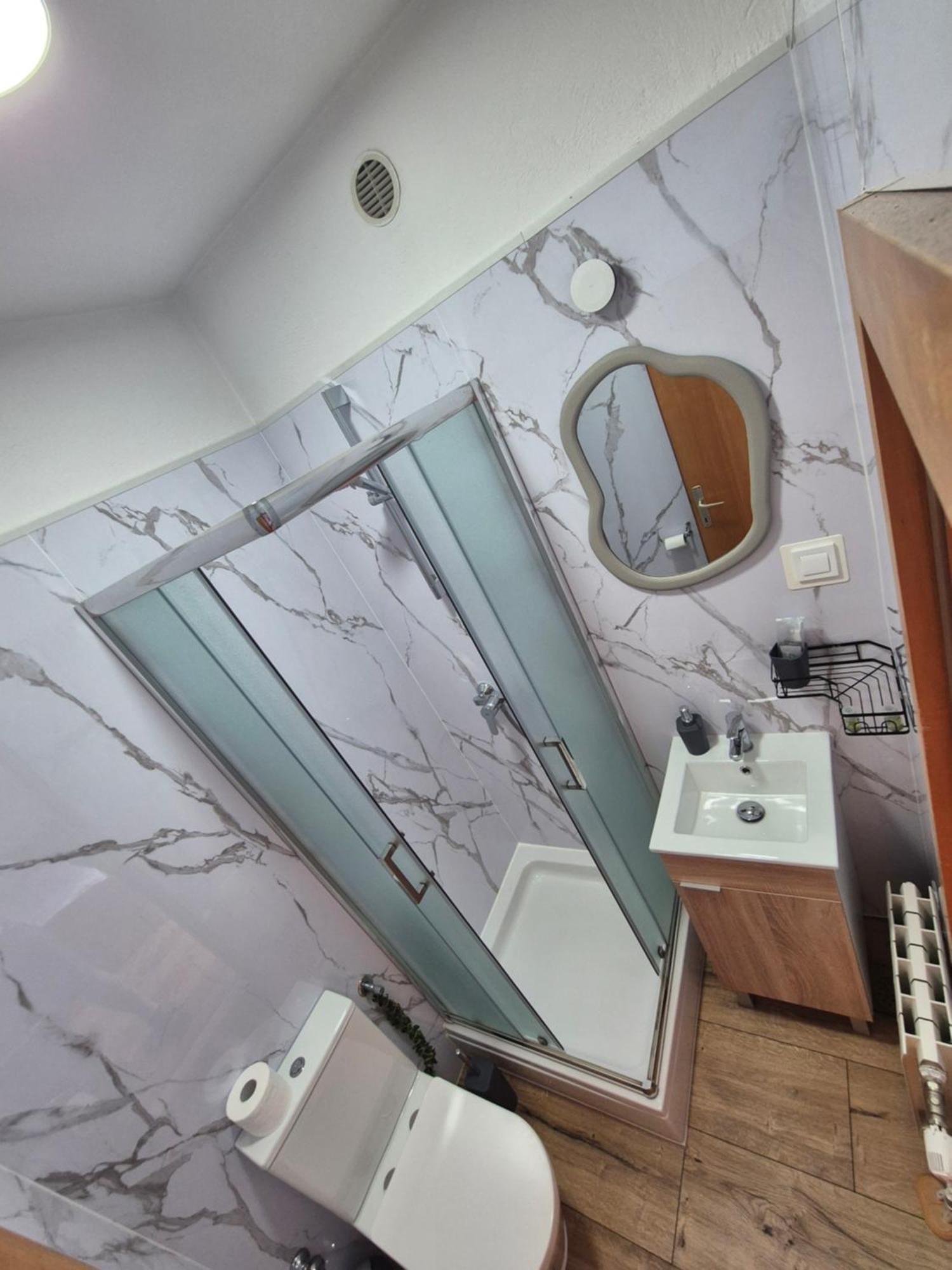 Guesthouse Varnica Kaštel Lukšić Exterior foto